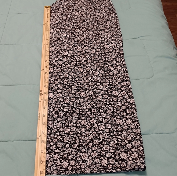 American Eagle Women Halter Tie Black&White Jumpsuit Size Small Frayed Hem - Picture 11 of 15